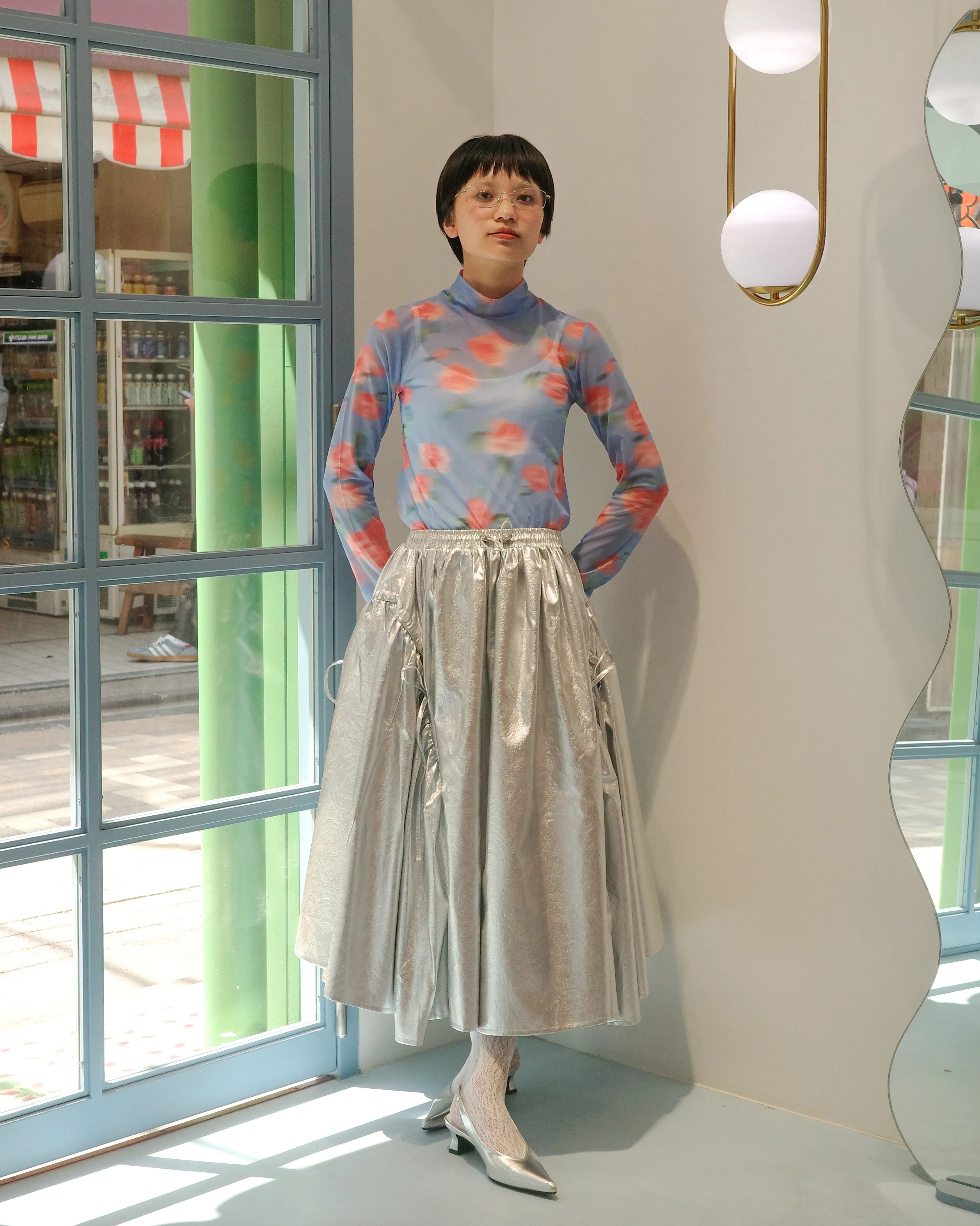 Blur pink flowers see-through tops (High neck)