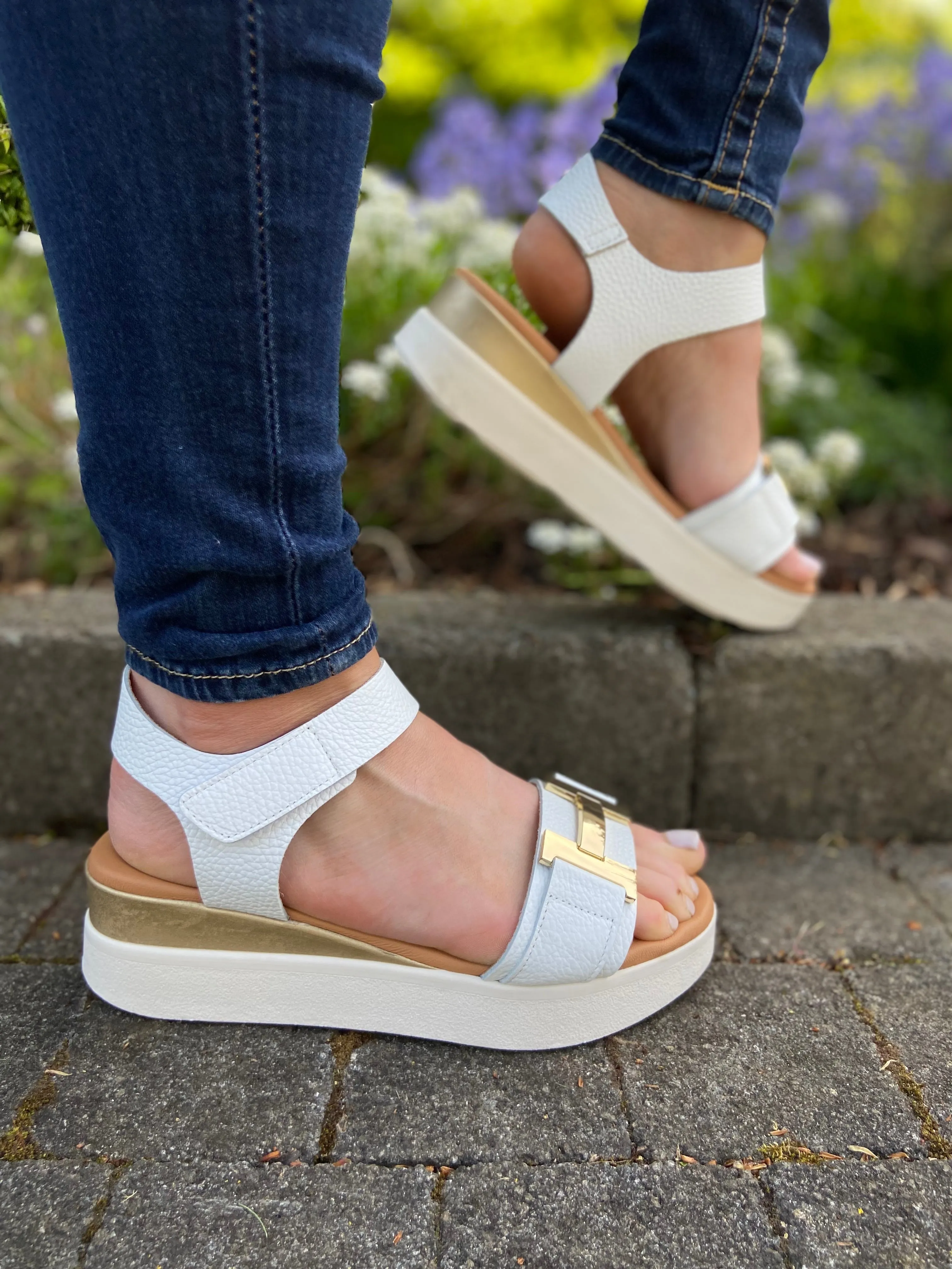 Velcro Sandal - White